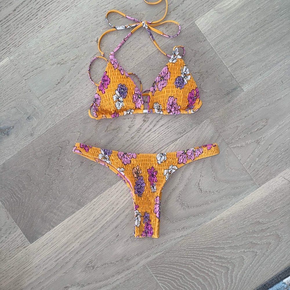 White Fox Swim “Wild Bloom” Floral Smocked Bikini | S Top & XS Bottom |